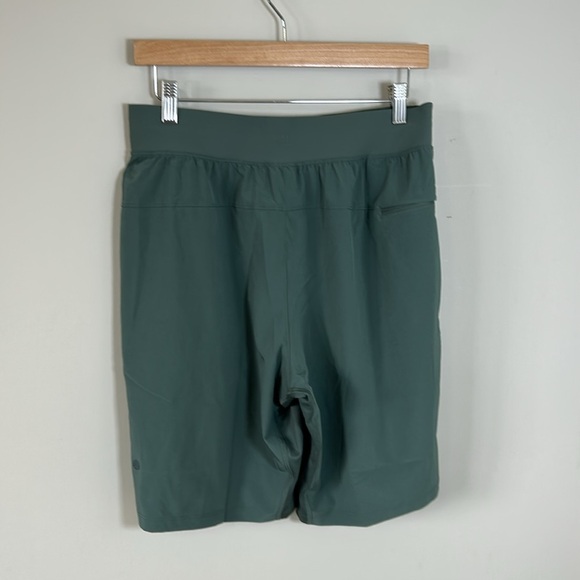 Lululemon The Short 9 inch Linerless Dark Green Mens Lightweight Sz M NEW - Picture 6 of 10
